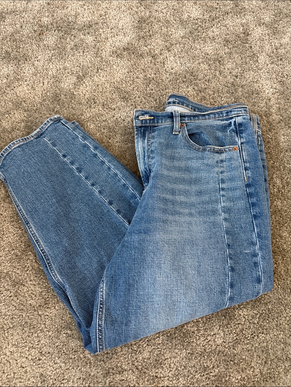 Women's Blue Barrel-Leg Jeans - Classic Denim